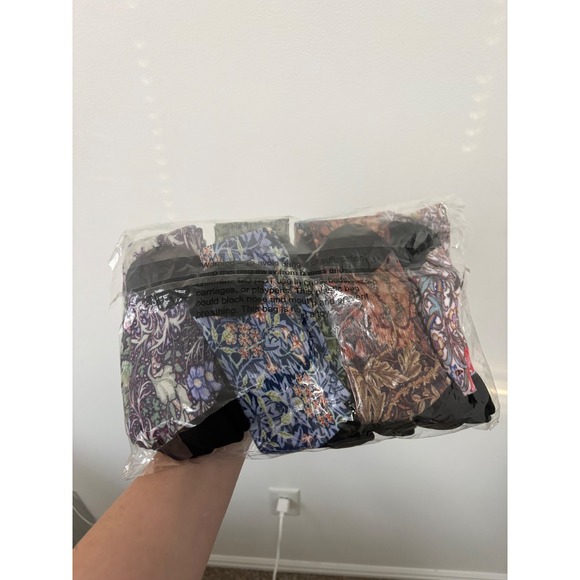 William Morris Socks – Set of 7 – Women's One Size – Multi-Color - Picture 4 of 4